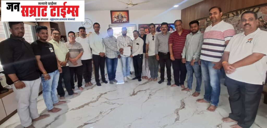 पारोळा-एरंडोल मेडिकल असोसिएशनकडून आमदार अमोलदादा पाटील यांना निवेदन Parola-Erandol, Medical, Association, Amoldada Patil, statement,