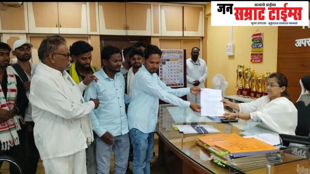 धडगाव तालुक्यात खळबळ! घाटली ग्रुप ग्रामपंचायतीत कोट्यवधींच्या भ्रष्टाचाराचा आरोप Dhadgaon, excitement, Ghatli, group, Gram Panchayat, crores, corruption, allegations,