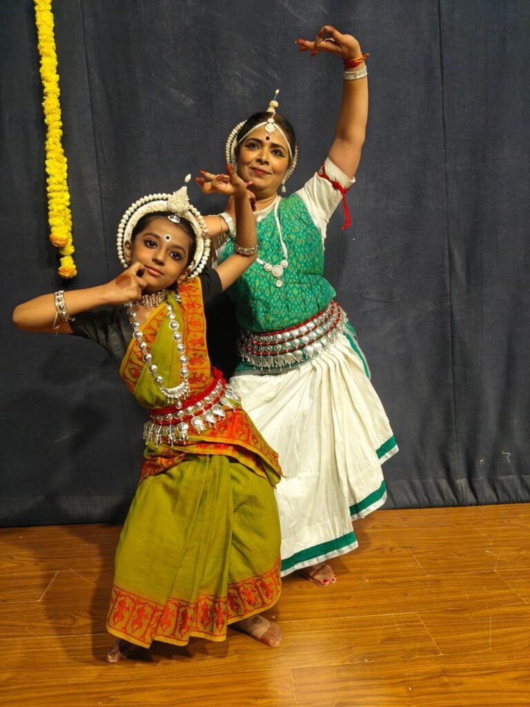 नृत्य कलेतून कलाकारांना परमानंदाची अनुभूती – वरदा वैशंपायन