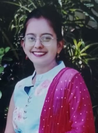 कोमल भदाणे यशस्वी; एम. फार्मसी परीक्षेत विद्यापीठात तृतीय क्रमांक