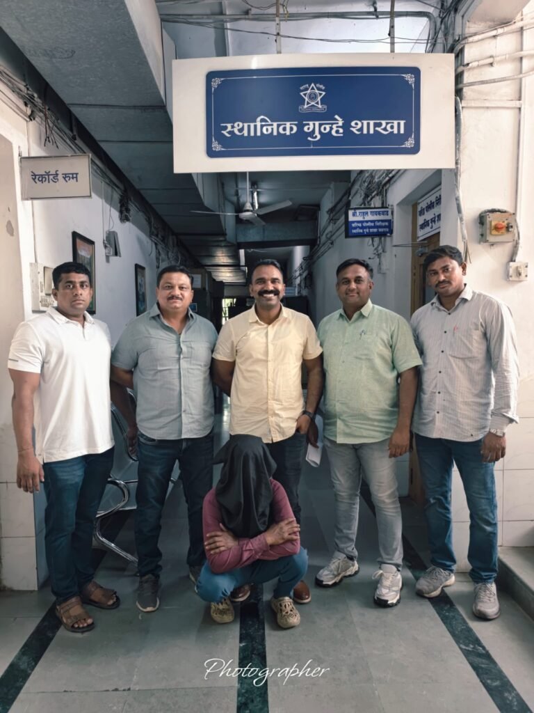 जळगाव स्थानिक गुन्हे शाखेची धडक कारवाई; जळगाव स्थानिक गुन्हे शाखेची धडक कारवाई;