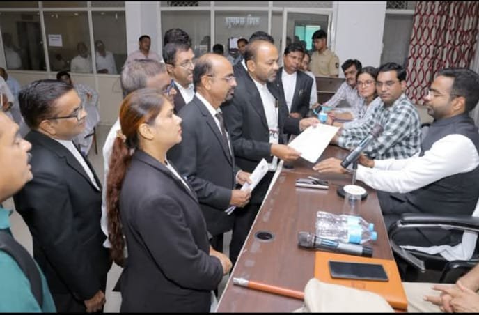 जनसामान्य सक्षमीकरणासाठी भुसावळ येथे ‘जनसमाधान बैठक’ संपन्न जिल्हाधिकाऱ्यांचा नागरिकांशी थेट संवाद