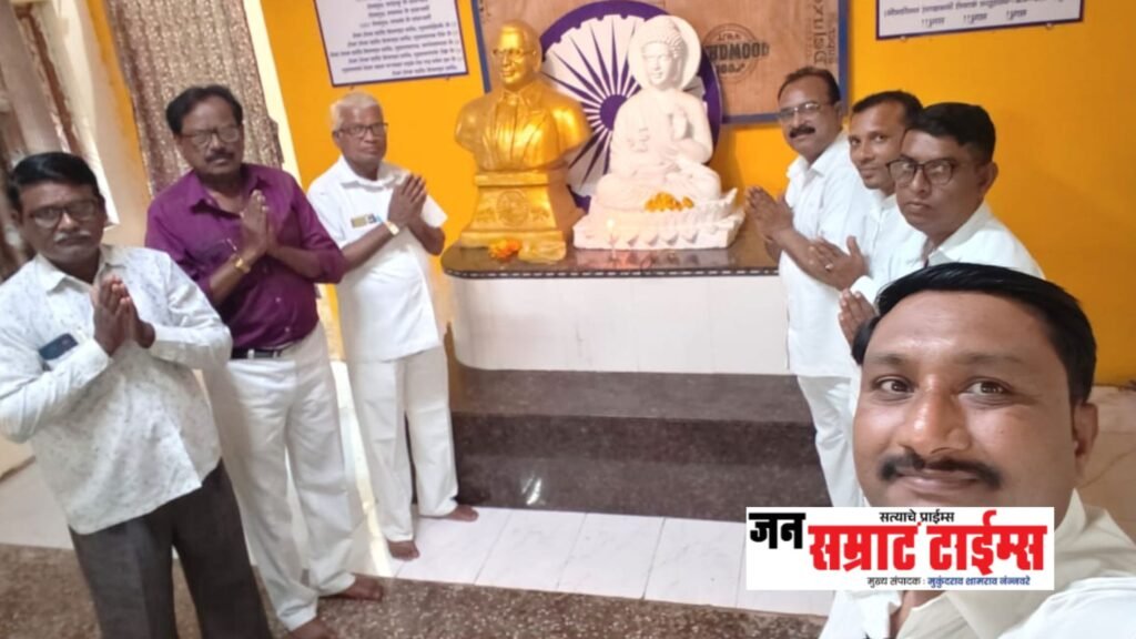चोपडा येथे राष्ट्रीय वर्षावास प्रवचन मालिकेचे दुसरे पुष्प संपन्न चोपडा येथे राष्ट्रीय वर्षावास प्रवचन मालिकेचे दुसरे पुष्प संपन्न