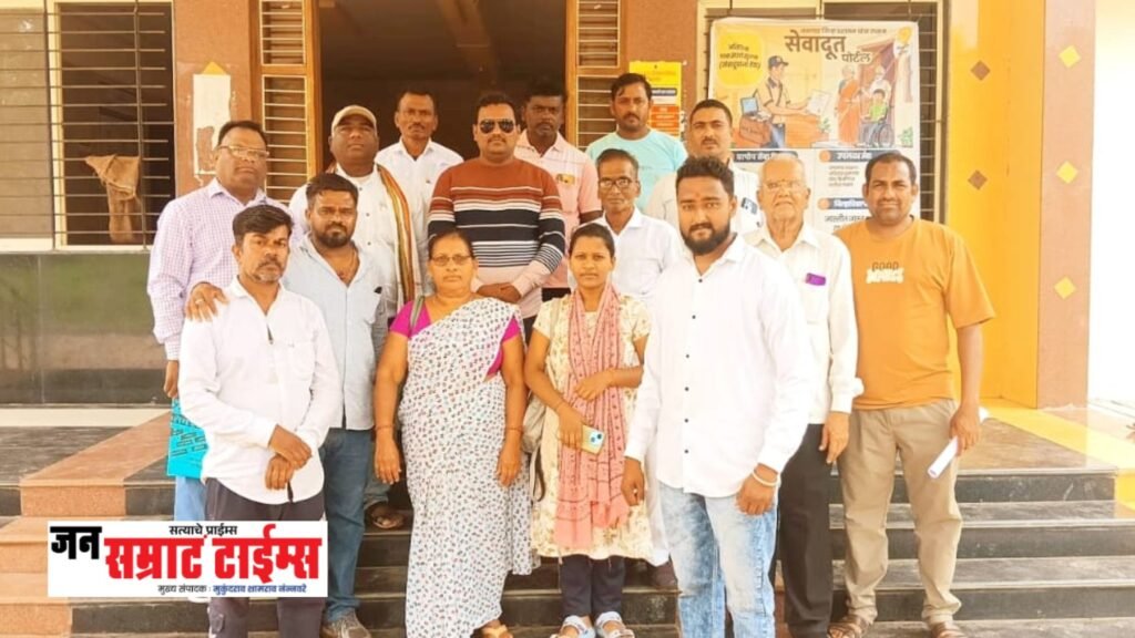 प्रलंबित जात प्रमाणपत्रे तातडीने द्या; सकल आदिवासी कोळी समाजाचे भुसावळ प्रांत कार्यालयावर निवेदन प्रलंबित जात प्रमाणपत्रे तातडीने द्या