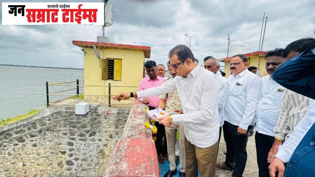 बोरी धरण तुडुंब भरले; पारोळा तालुक्यात आनंदाची लाट बोरी धरण तुडुंब भरले