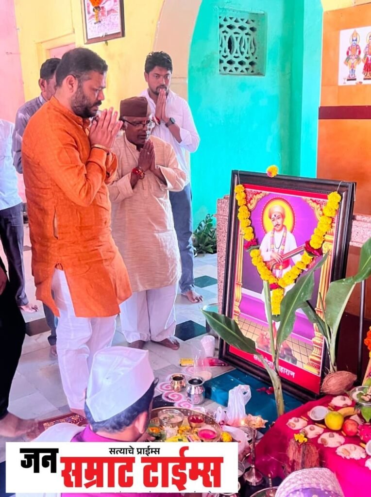 श्री संत सेना महाराज पुण्यतिथीनिमित्त प्रतिमापूजन