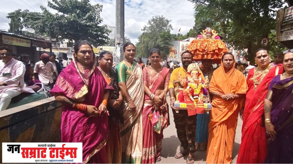 ‘गणपती बाप्पा मोरया’